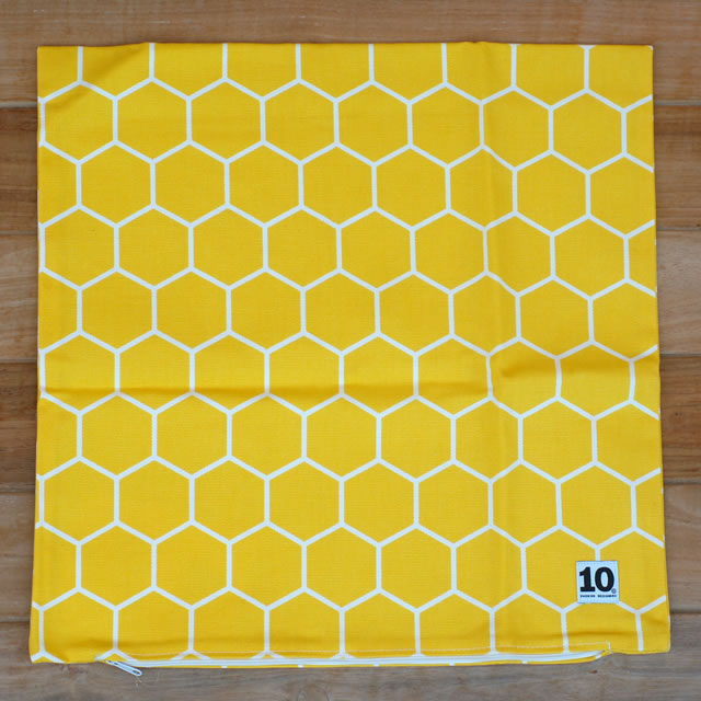 クッションカバー honey yellow / 10gruppen