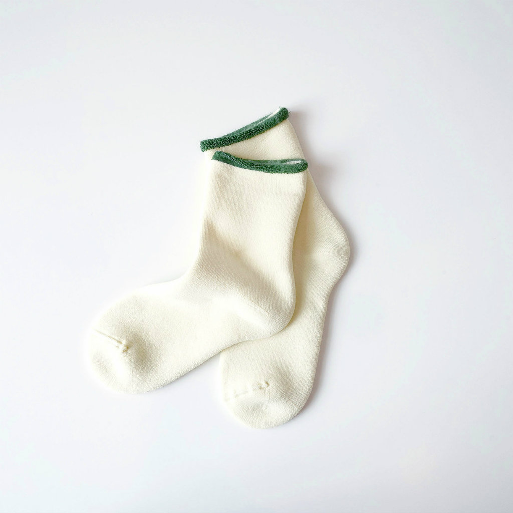 fluffy socks SIMPLE（cream）FEEL MY FOOT STEPS ウールソックス フィンランド製