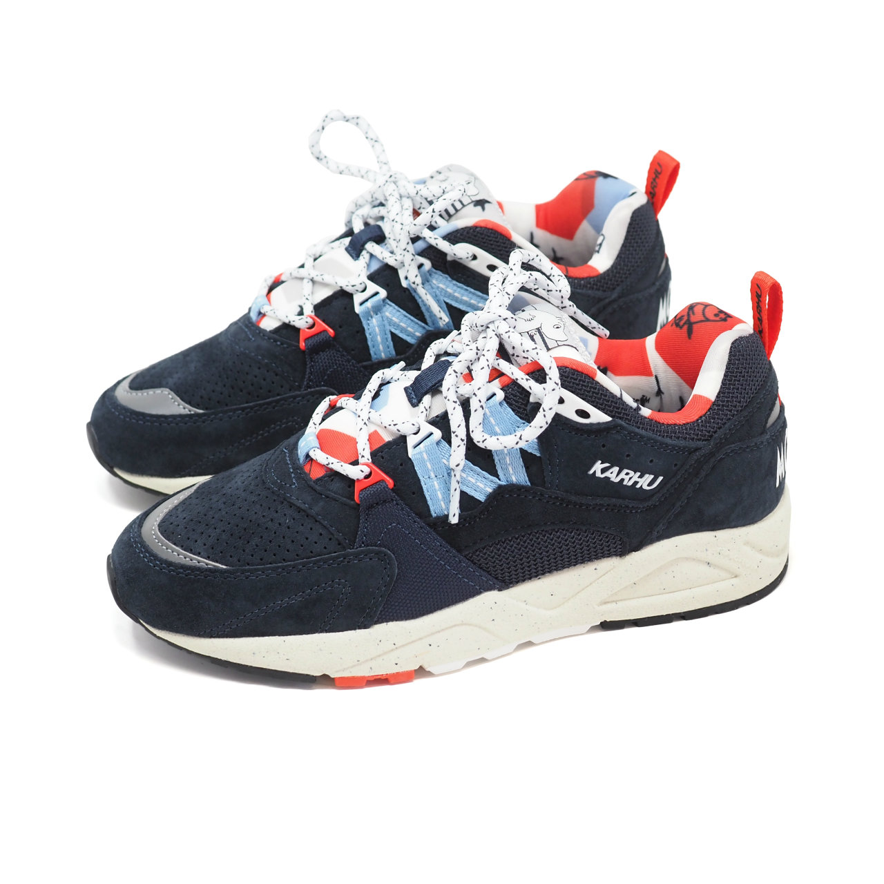 フュージョン2.0 MOOMIN ムーミン インディアインク/シャンブレーブ（KARHU カルフ スニーカー）