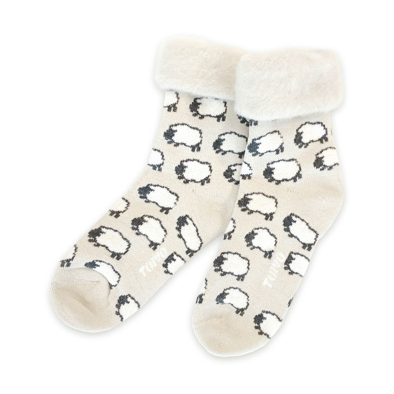 FROM F（TOIVOフィンランド製モコモコソックス）lammas ひつじ light beige ※2022年より名称がTOIVOからFROM Fに変わりました。