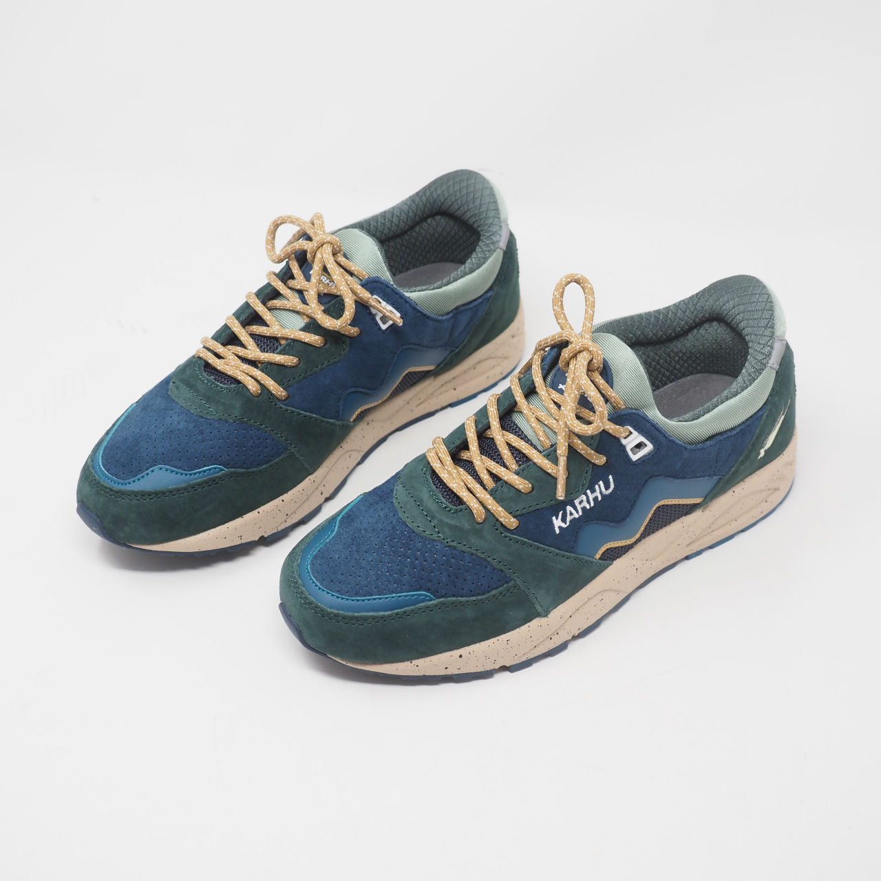 KARHU アリア ダークフォレスト/ディープラグーン（カルフ スニーカー）